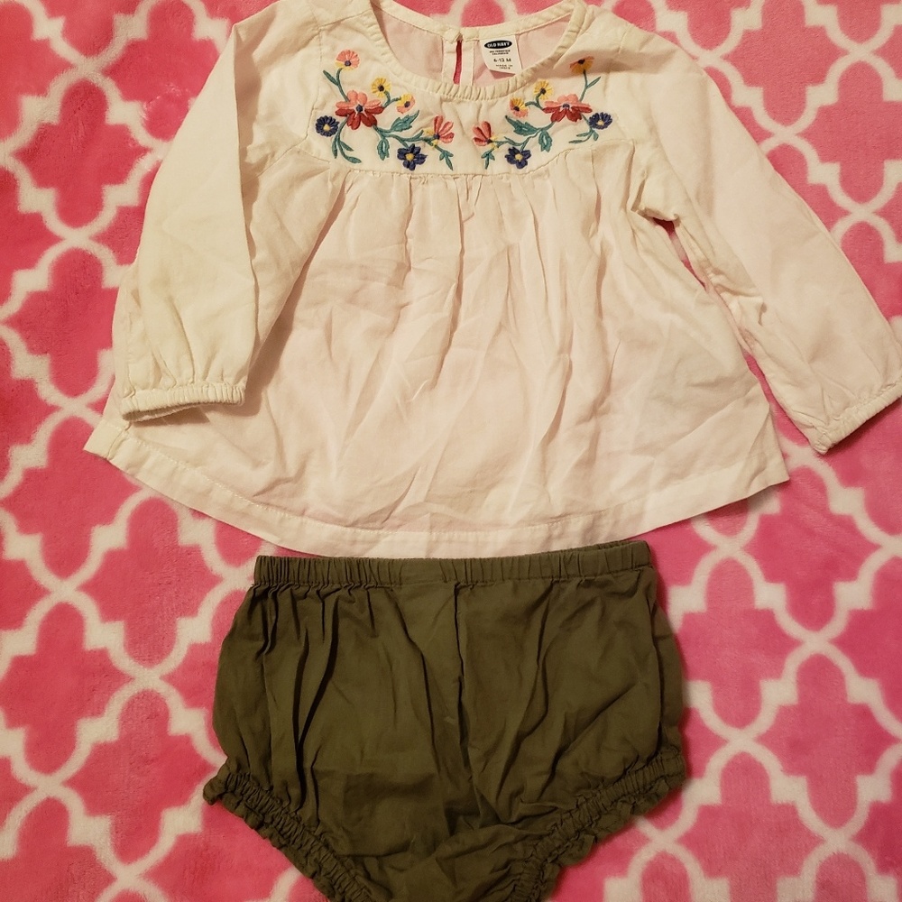 Old Navy Baby Girl Outfit